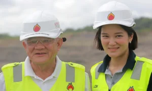 Bayan Resources, Low Tuck Kwong, Elaine Low
